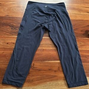 Athleta cropped navy leggings 7/8th